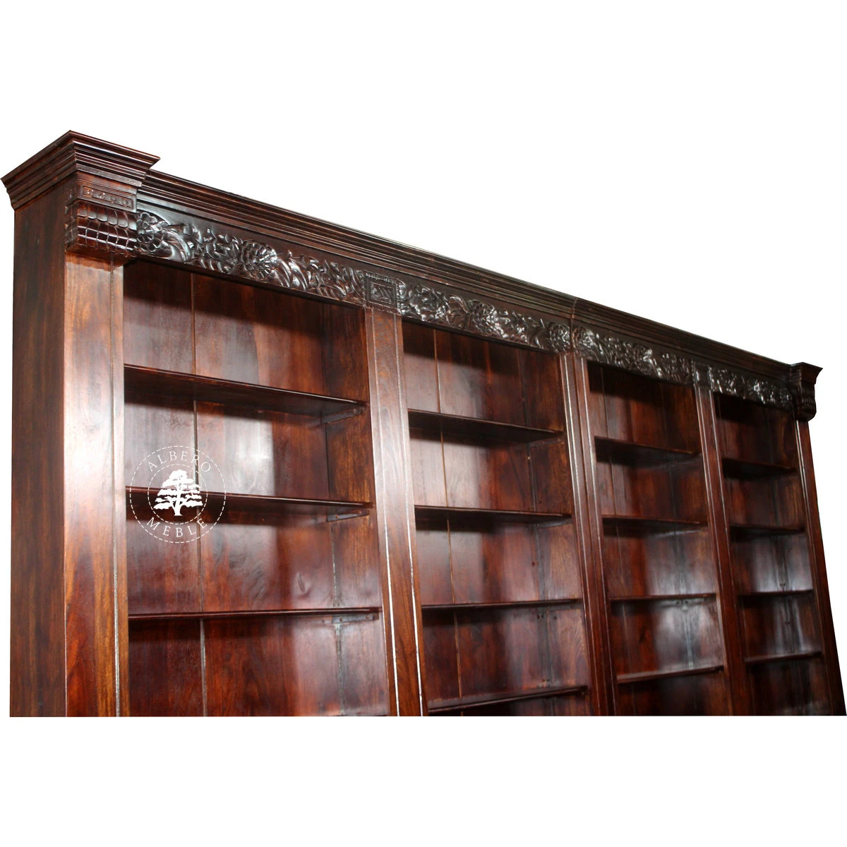 Stylizowana Biblioteka z Drewna z Ręcznie Rzeźbionymi Elem